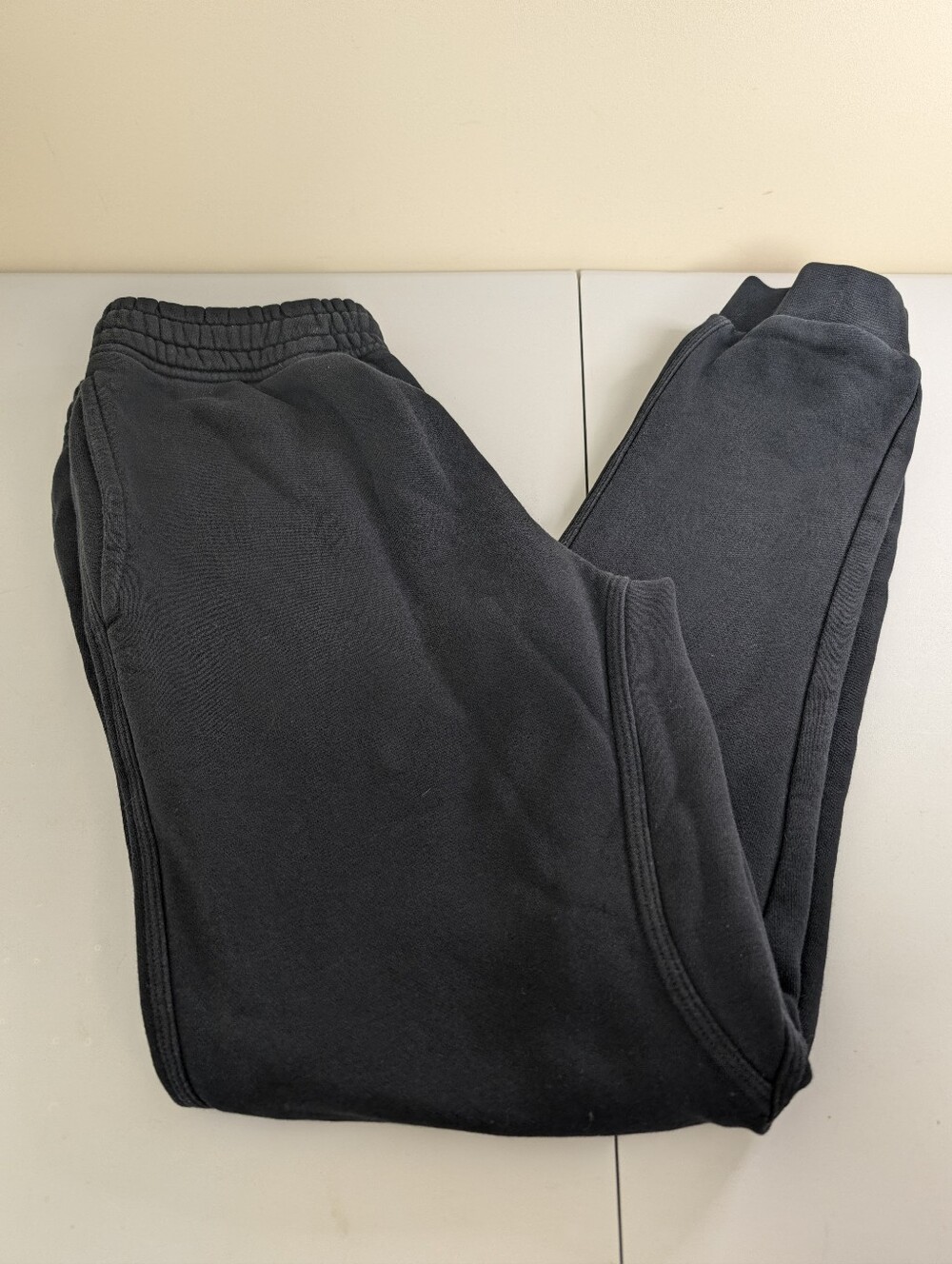 Nike Men's Black Fleece Joggers B32
